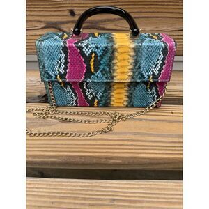 No Brand Box Purse NWOT Multicolor Vegan Snake Print with Gold color Chain